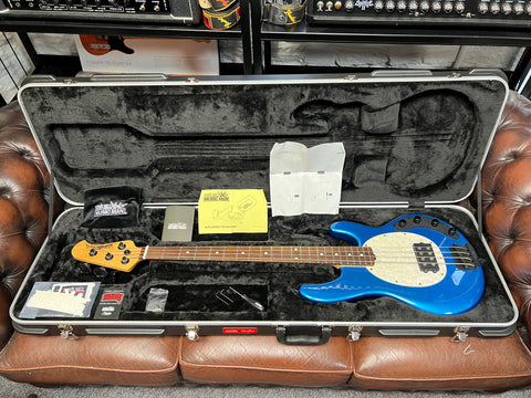 Ernie Ball Music Man StingRay Special 4 H with Rosewood Fretboard Speed Blue 2018