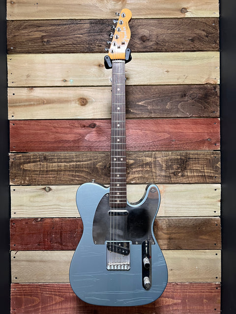 Fender Chrissie Hynde Signature Telecaster Faded Ice Blue Metallic Road Worn 2021