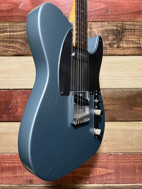 Fender Chrissie Hynde Signature Telecaster Faded Ice Blue Metallic Road Worn 2021