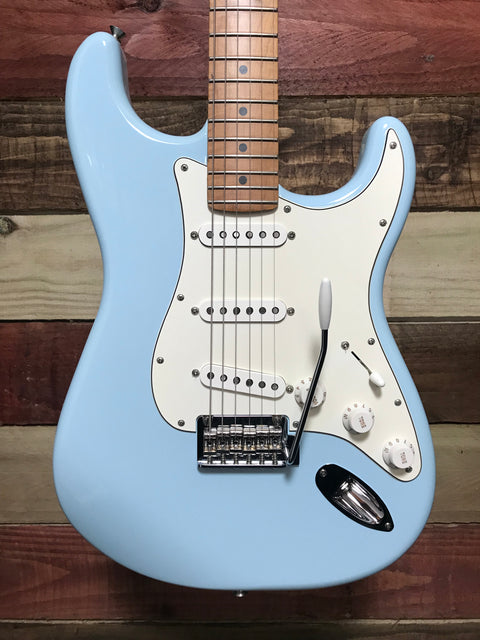 Fender FSR Player Stratocaster with Roasted Maple Neck Sonic Blue 2021