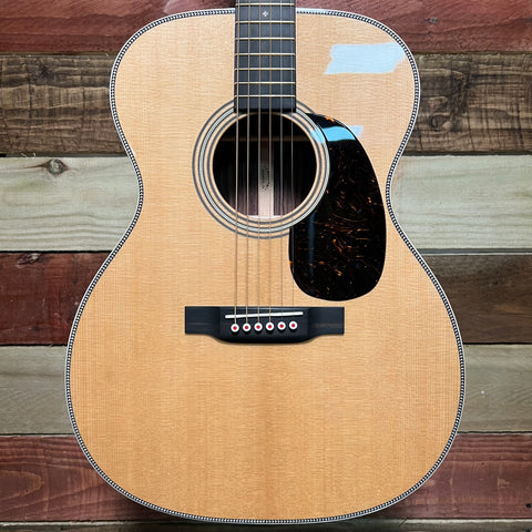 Martin 000-28 Modern Deluxe OM Natural 2025