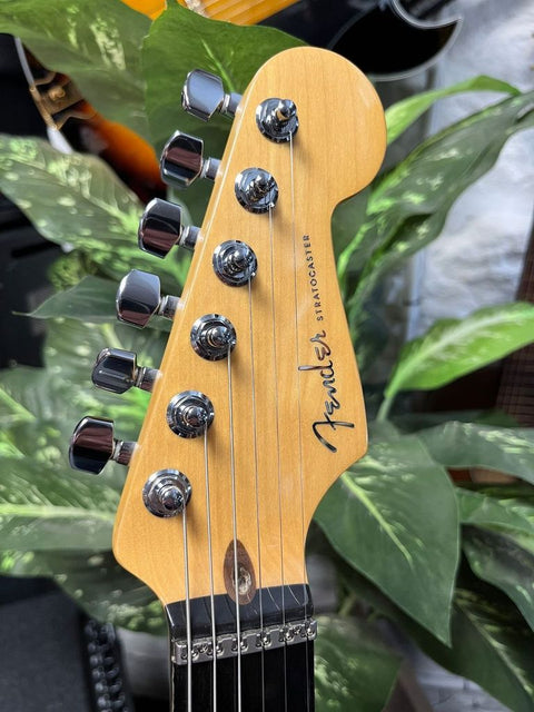 Fender American Deluxe Stratocaster QMT HSS with Rosewood Fretboard 2004 Cobalt Blue Transparent