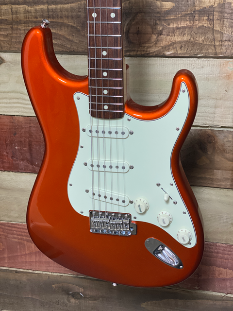 Fender MIJ Traditional '60s Stratocaster 2018 - Candy Tangerine