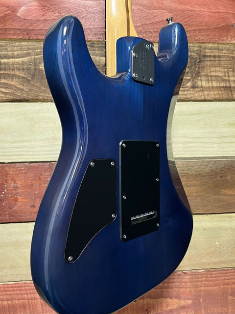 Fender American Deluxe Stratocaster QMT HSS with Rosewood Fretboard 2004 Cobalt Blue Transparent
