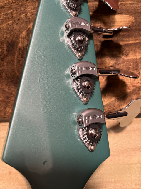 Gibson Non-Reverse Thunderbird 2022 Inverness Green