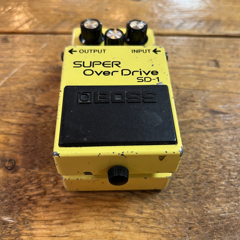 Boss SD-1 Super OverDrive (Black Label) 1984 - Yellow