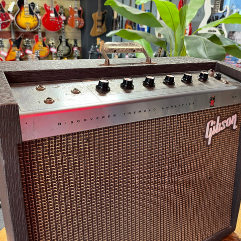 Gibson GA-8T Discoverer "Tremolo Amplifier" 1965