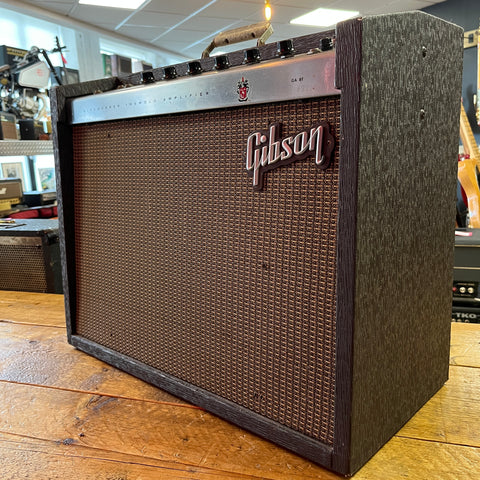 Gibson GA-8T Discoverer "Tremolo Amplifier" 1965