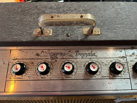 Gibson GA-8T Discoverer "Tremolo Amplifier" 1965