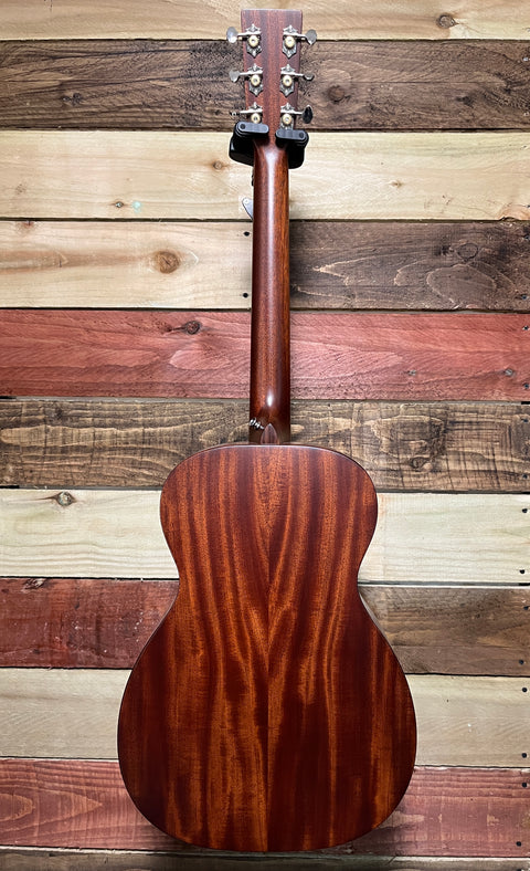 Martin 0-10E Retro Jason Isbell Signature 2025 (NEW)