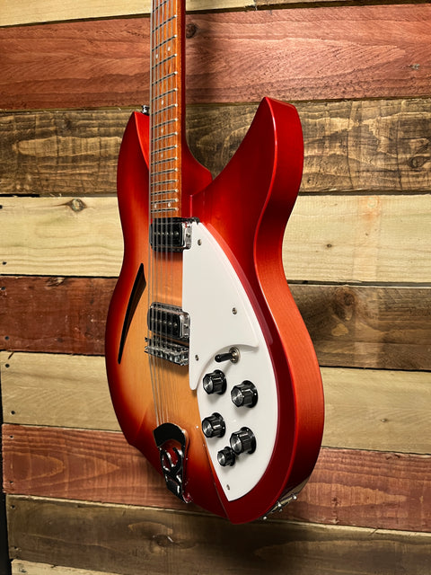 Rickenbacker 330/12 Fireglo 2003