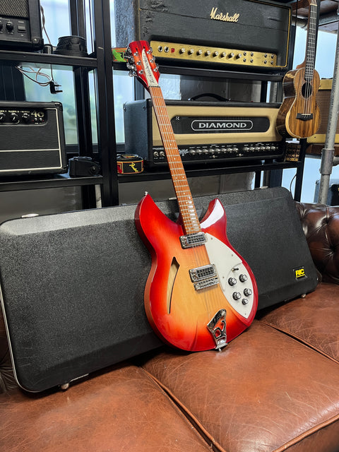 Rickenbacker 330/12 Fireglo 2003