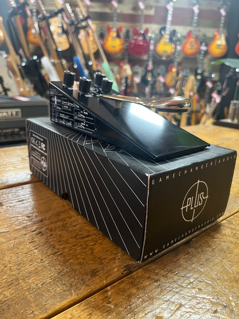 Gamechanger Audio Plus Sustain Pedal 2010s - Black