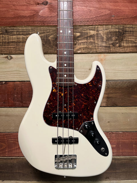 Fender JV Jazz 62 Bass Squier Series MIJ 1983