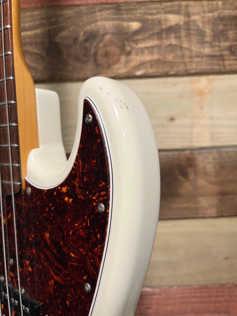 Fender JV Jazz 62 Bass Squier Series MIJ 1983