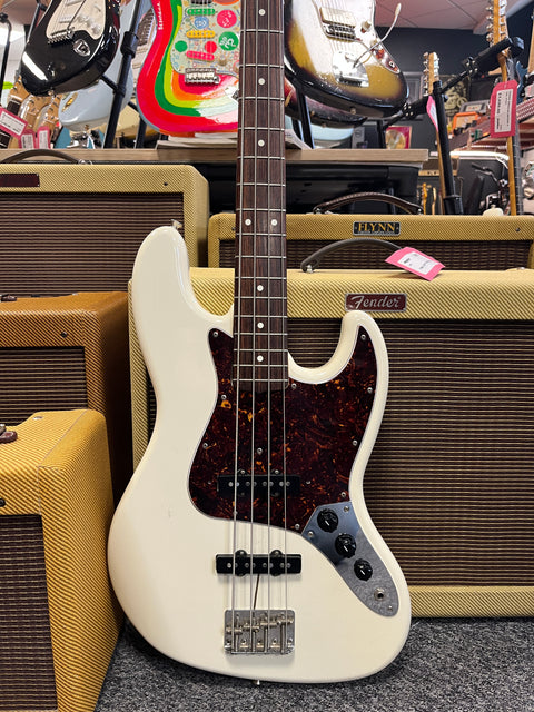 Fender JV Jazz 62 Bass Squier Series MIJ 1983