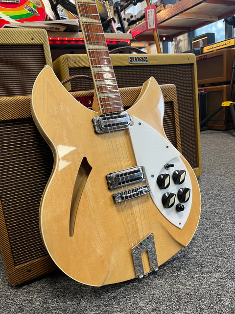 Rickenbacker 360 V64 2001 - Mapleglo