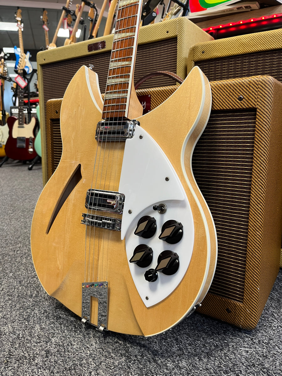 V64 Back Rickenbacker 360 V64 2001 - Mapleglo – MotoMusic
