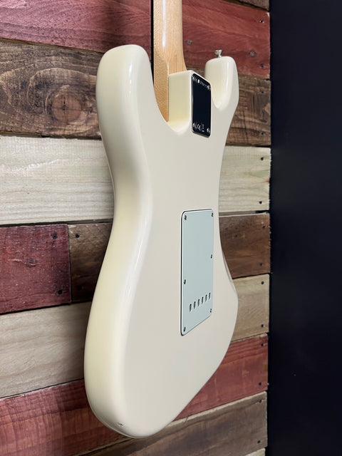Fender American Original 1965 Stratocaster 2017 Olympic White