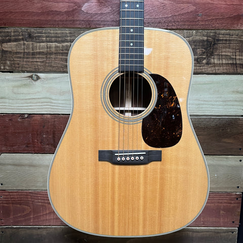 Martin Standard Series D-28 Natural