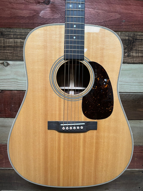 Martin Standard Series D-28 Natural