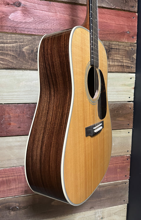 Martin Standard Series D-28 Natural