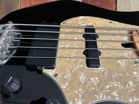 Lakland Skyline 55-02 Standard 5-String with Maple Fretboard 2020's Black