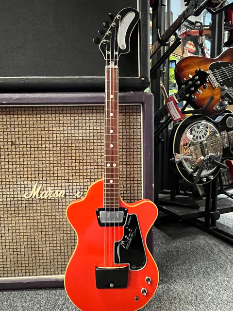 Wandre Davoli Mini Bass 1960's - Red