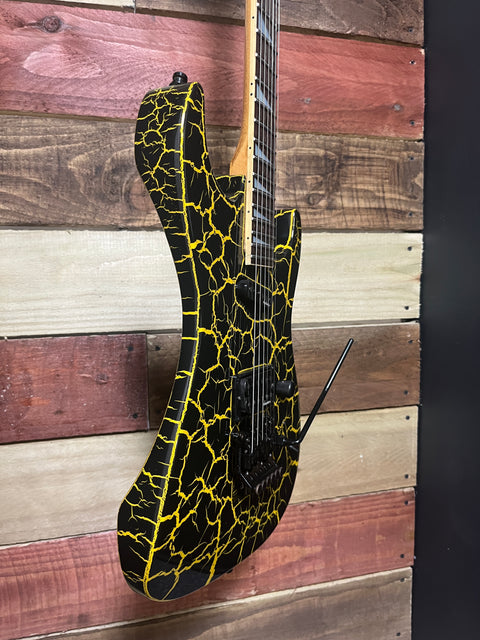 Charvel DK-085 HS Dinky 1989 - Yellow Crackle