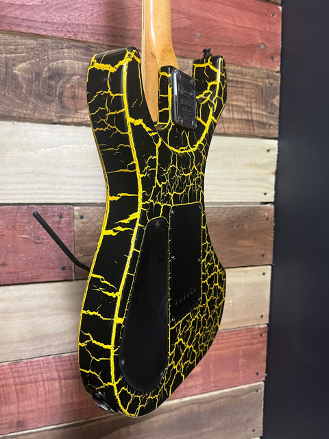 Charvel DK-085 HS Dinky 1989 - Yellow Crackle