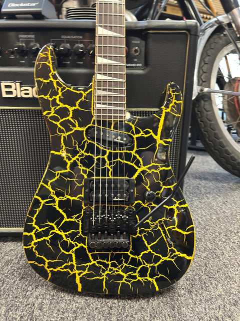 Charvel DK-085 HS Dinky 1989 - Yellow Crackle