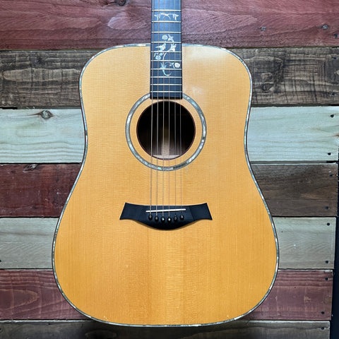 Taylor 910 1993 Dreadnought Acoustic