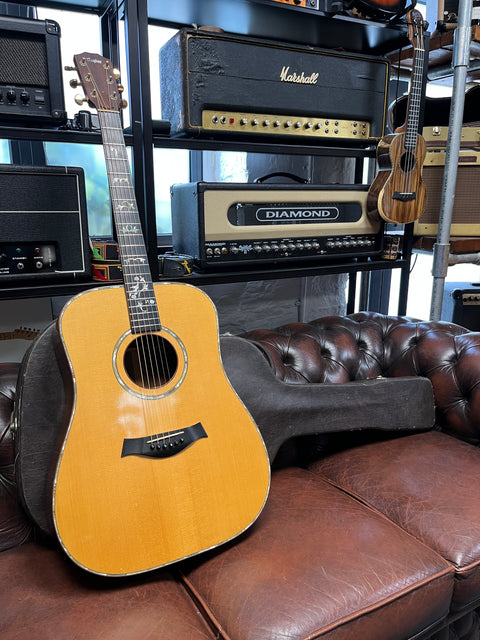Taylor 910 1993 Dreadnought Acoustic
