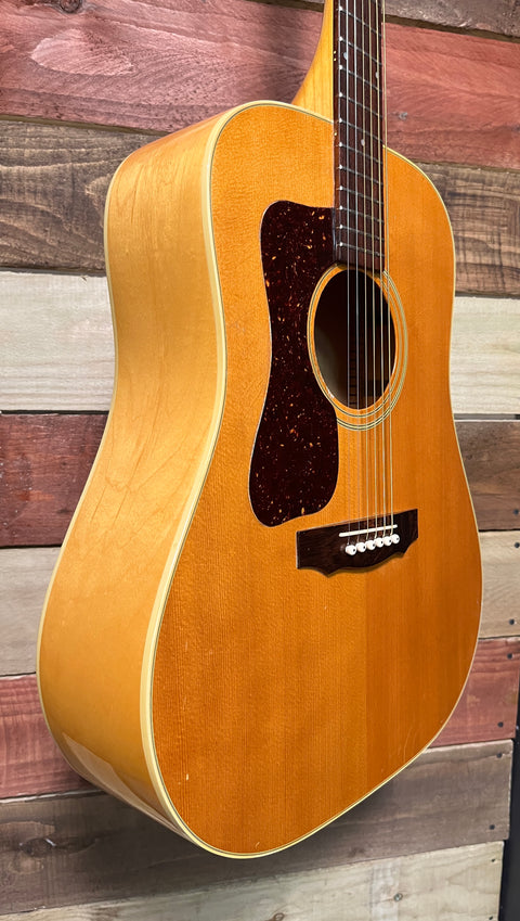 Guild G-37 1977 Blond