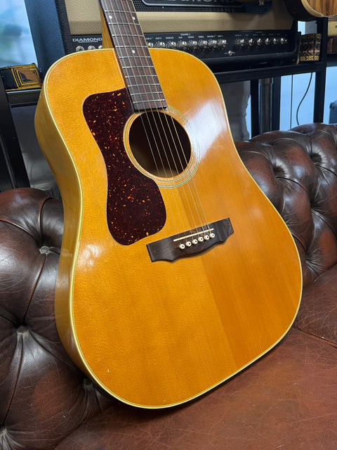 Guild G-37 1977 Blond