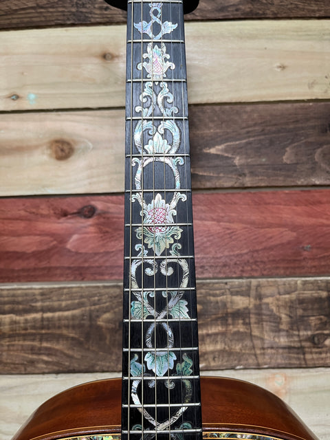 Blueberry Grand Concert Floral Motif 2020 Natural