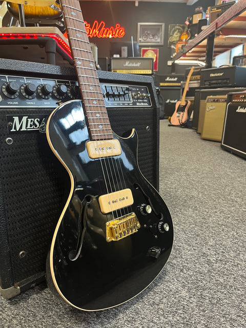 Gibson Blueshawk 2005 - Ebony With Gibson Hard Case