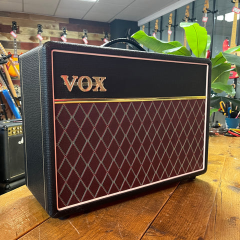 Vox AC10C1 Custom 10-Watt 1x10" Guitar Combo 2019- Black