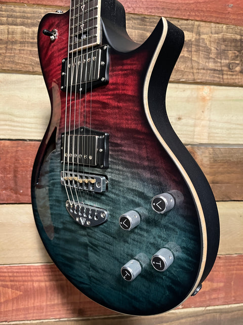 Valiant Smith Hollow 2025 - Charm Blue