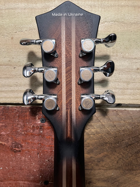 Valiant Smith Hollow 2025 - Charm Blue