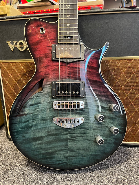 Valiant Smith Hollow 2025 - Charm Blue