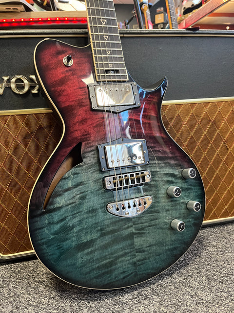 Valiant Smith Hollow 2025 - Charm Blue