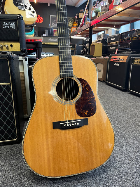 Martin Vintage Series HD-28V (Custom HD-28) 2011 - Natural