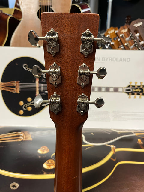 2012 Martin 000-15M Mahogany with pickup