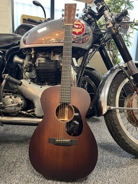 Martin Retro Series 00-15E 2016 Sunburst
