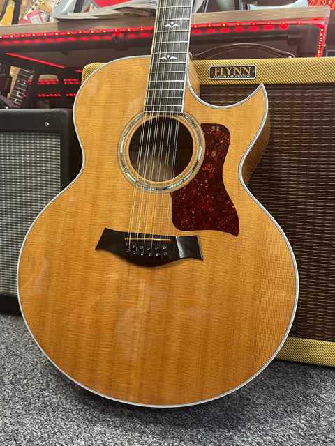 Taylor 655 12 String Maple Flame Florentine Cutaway Electro Acoustic Natural 1996
