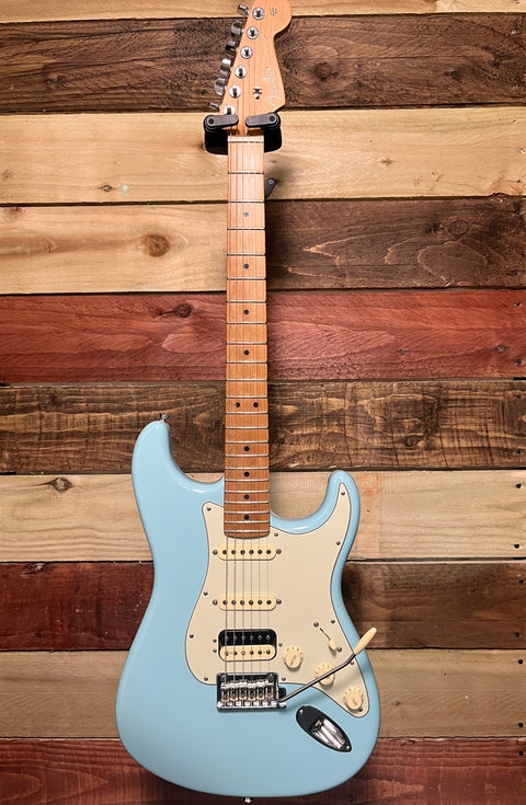 Fender American Professional FSR Stratocaster HSS Limited Run Daphne Blue Roasted Maple