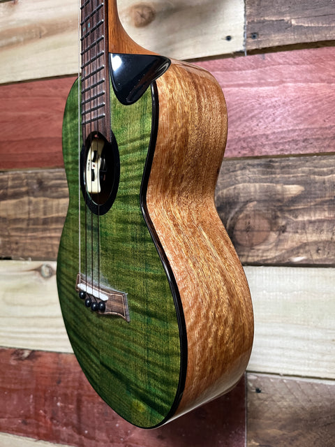 Flight Comet EQ-A Tenor Ukulele Solid Maple/Mango Tone Woods W/Pickup 2024 - Green Flame