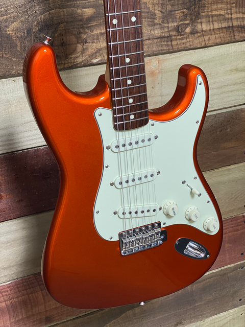 Fender MIJ Traditional '60s Stratocaster 2018 - Candy Tangerine
