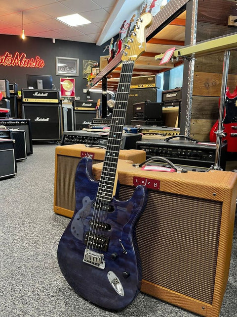 Fender American Deluxe Stratocaster QMT HSS with Rosewood Fretboard 2004 Cobalt Blue Transparent
